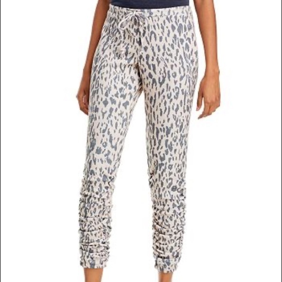 Chaser RPET LOVE RIB SHIRRED JOGGER Animal Print Medium - Picture 2 of 8